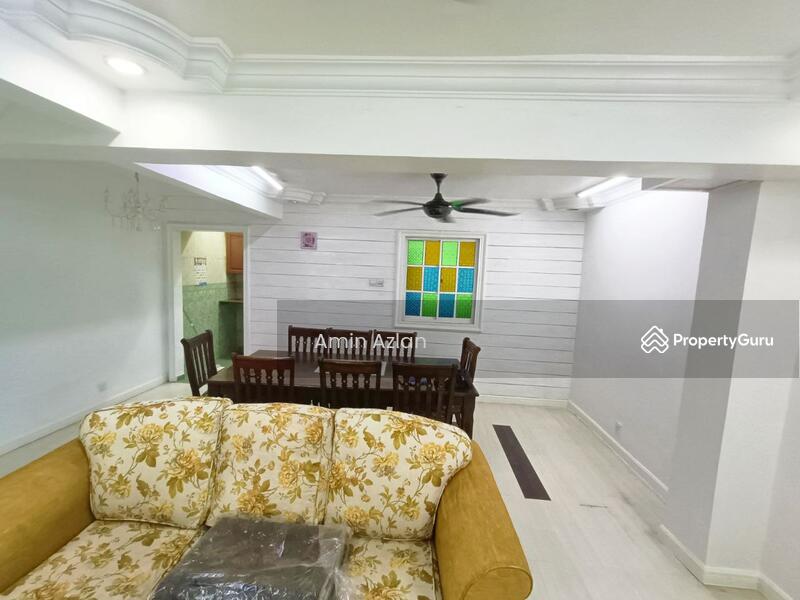 Untuk Dijual - Taman Pinggiran