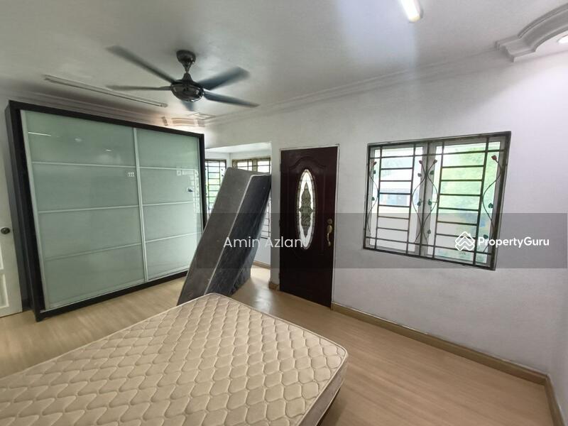 Untuk Dijual - Taman Pinggiran