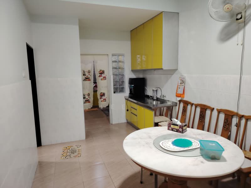 Rumah Teres 2 Tingkat untuk Dijual di Taman Seremban Baru (Seremban) - Lee . - Kitchen - PropertyGuru.com.my