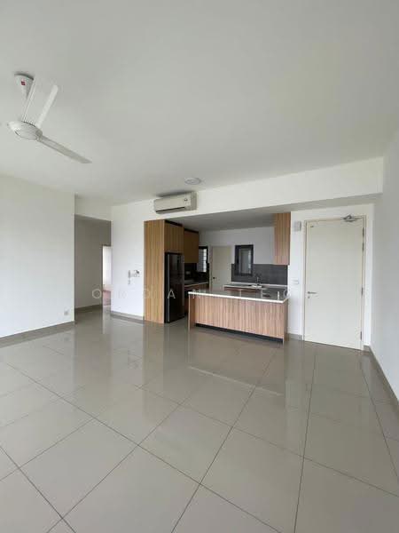 Kondominium untuk Dijual di Lakeville Residence - Jordan Teoh - Kitchen - PropertyGuru.com.my