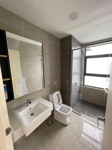 Kondominium untuk Dijual di Lakeville Residence - Jordan Teoh - Bathroom - PropertyGuru.com.my