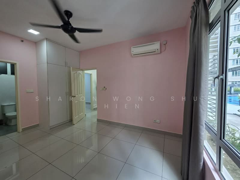 Apartment for Sale at Austin Suites (Permata Austin) - Sharon Wong Shu Shien - Bedroom - PropertyGuru.com.my
