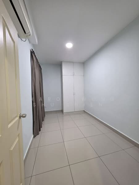 Apartment for Sale at Austin Suites (Permata Austin) - Sharon Wong Shu Shien - Bedroom - PropertyGuru.com.my