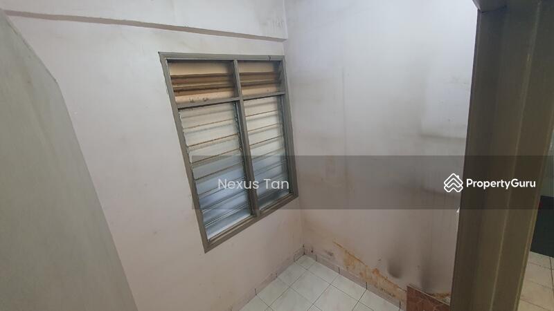 Untuk Dijual - Megan Setapak