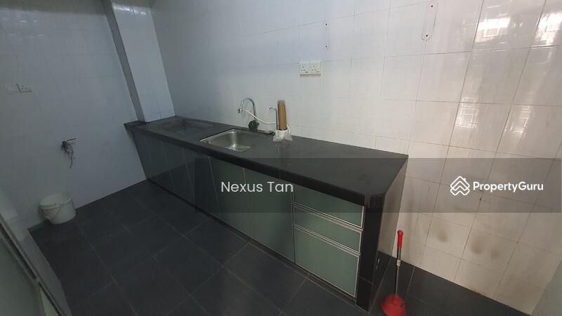 Untuk Dijual - Megan Setapak