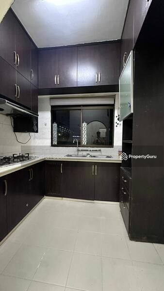 For Sale - Desa Selatan