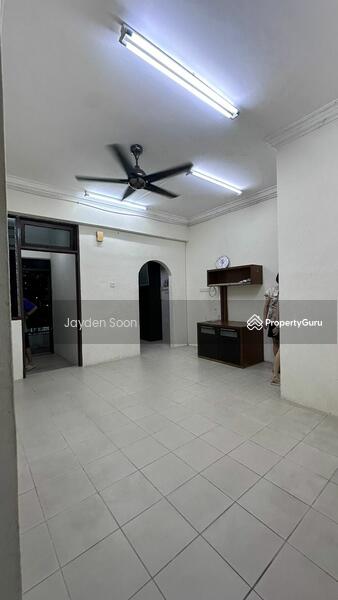 For Sale - Desa Selatan