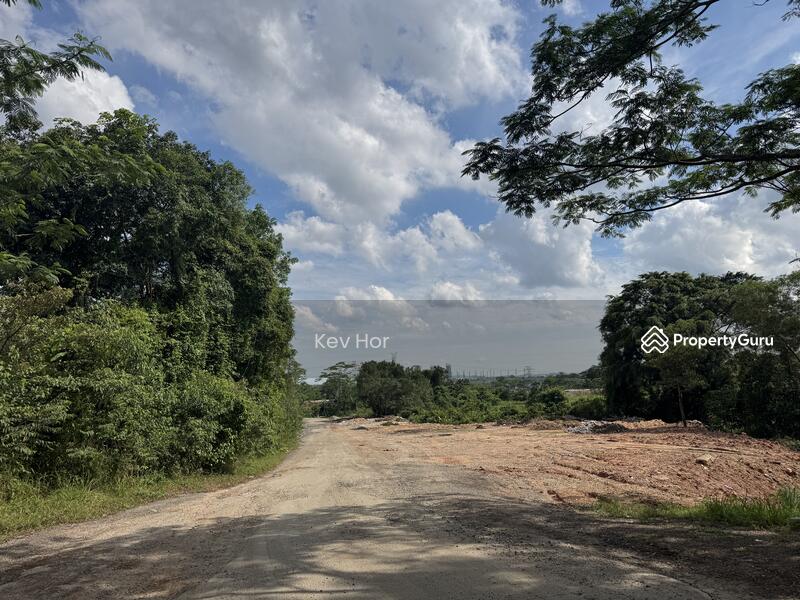For Sale - Plentong Industrial Land