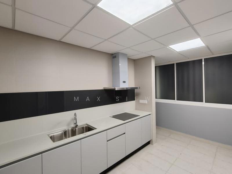 Kondominium untuk Dijual di Residensi Astrea - Max Siew - Kitchen - PropertyGuru.com.my