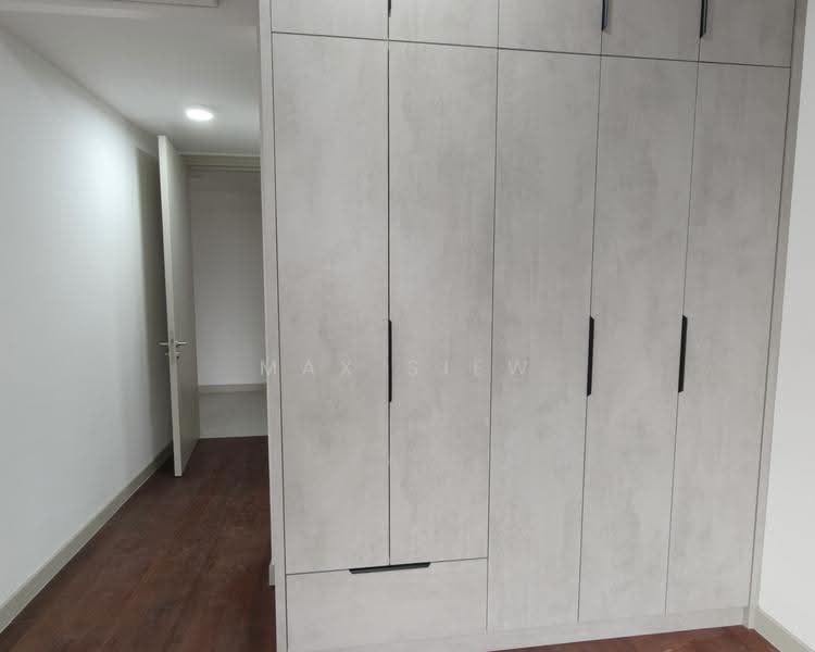 Kondominium untuk Dijual di Residensi Astrea - Max Siew - Hallway - PropertyGuru.com.my