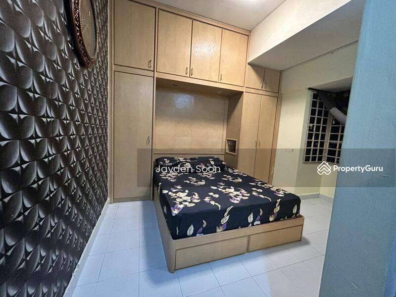For Rent - University Place (Plaza Ivory)