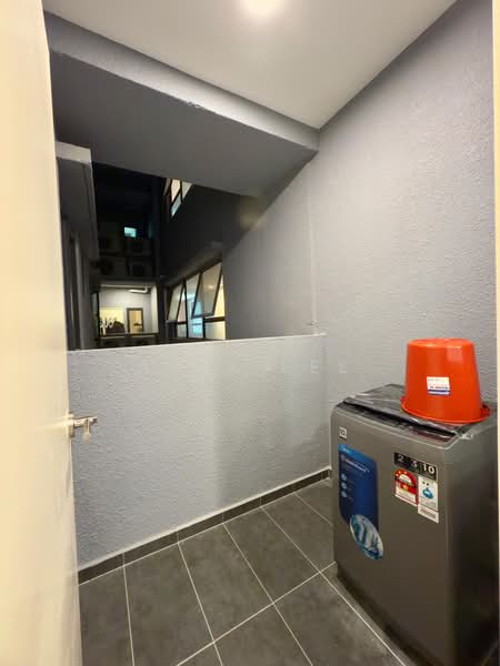 Servis Apartment untuk Disewa di Meta City - Alex Lee - Corridor - PropertyGuru.com.my