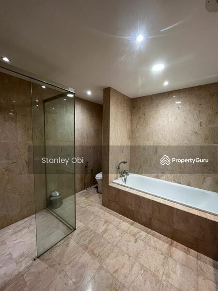 Bathtub