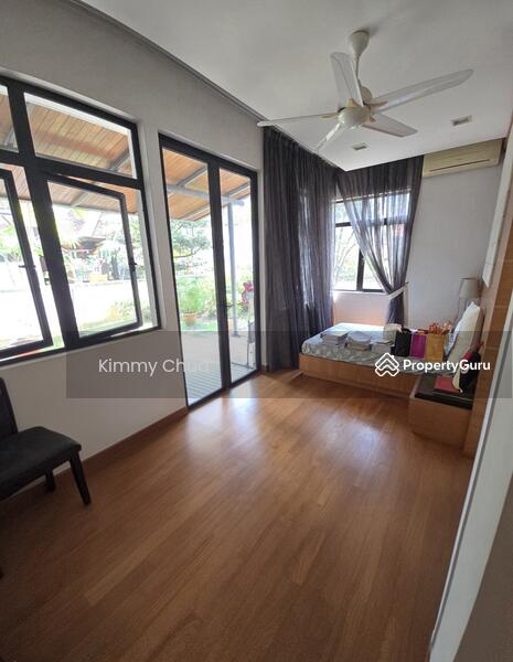 Ground floor bedroom
