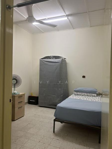 1.5-storey Terraced House for Sale in Taman Tun Dr. Ismail (Kuala Lumpur) - Ivy Yap - Bedroom - PropertyGuru.com.my