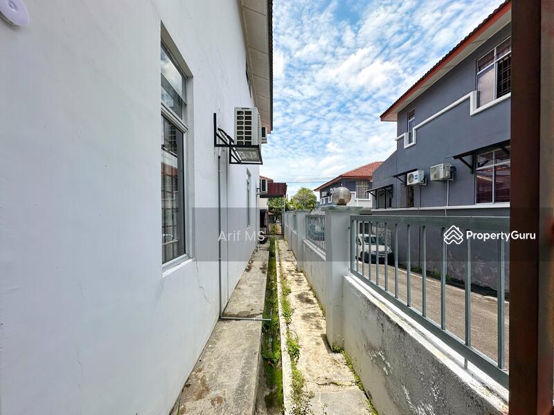 For Sale - Taman Mawar Fasa 2 Bandar Baru Salak Tinggi