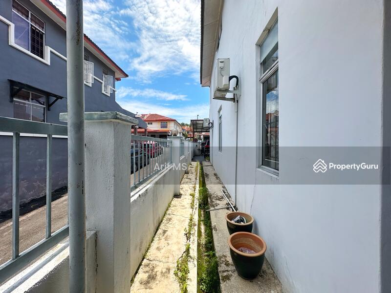 For Sale - Taman Mawar Fasa 2 Bandar Baru Salak Tinggi