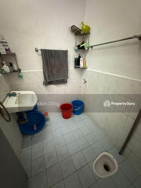 For Sale - taman University
