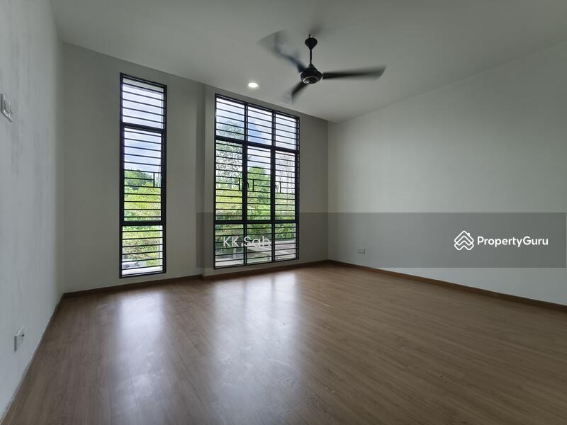 2-storey Terraced House for Sale in Kajang East (Semenyih) - KK Sah - Living Room - PropertyGuru.com.my