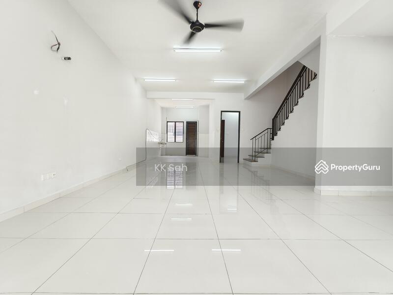 2-storey Terraced House for Sale in Kajang East (Semenyih) - KK Sah - Living Room - PropertyGuru.com.my