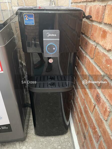 Water dispenser 