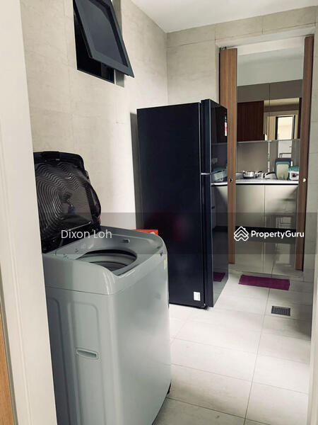 Laundry & Kitchen