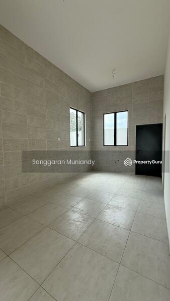 Untuk Dijual - Rumah Berkembar 2 Tingkat Corner untuk Dijual di Kulim