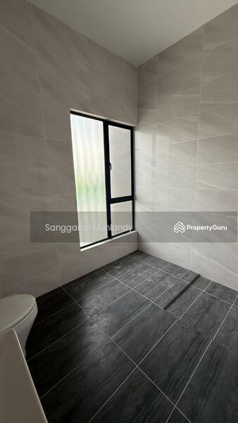 Untuk Dijual - Rumah Berkembar 2 Tingkat Corner untuk Dijual di Kulim