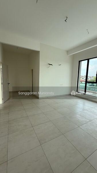 Untuk Dijual - Rumah Berkembar 2 Tingkat Corner untuk Dijual di Kulim