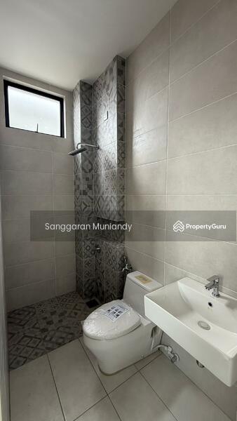 Untuk Dijual - Rumah Berkembar 2 Tingkat Corner untuk Dijual di Kulim