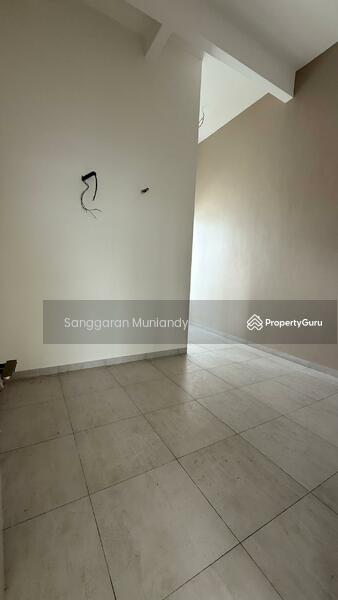 Untuk Dijual - Rumah Berkembar 2 Tingkat Corner untuk Dijual di Kulim