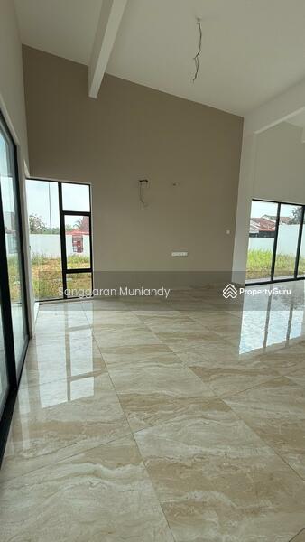 Untuk Dijual - Rumah Berkembar 2 Tingkat Corner untuk Dijual di Kulim