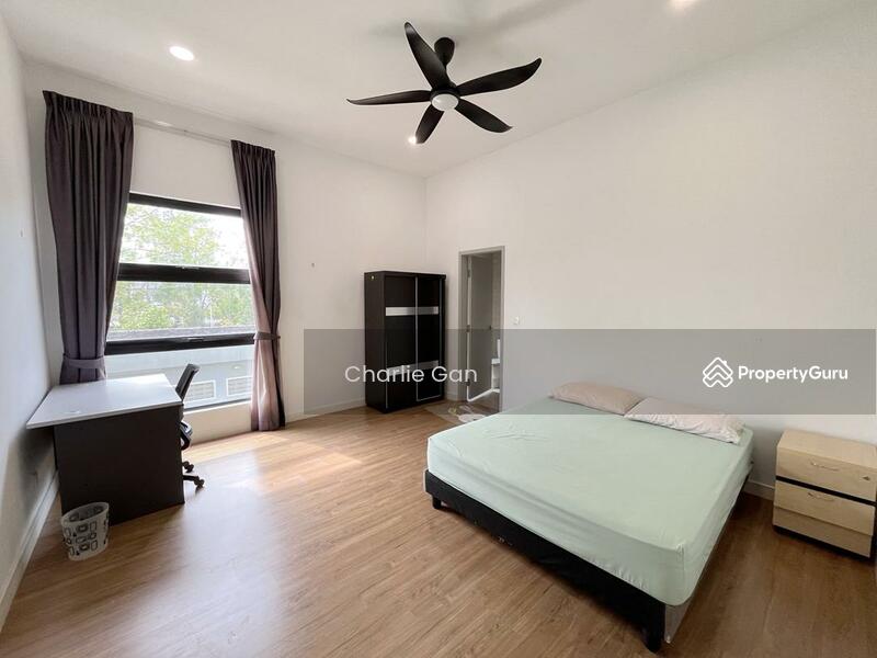 Semi-Detached House for Rent in Bandar Tropicana Aman (Telok Panglima Garang) - Charlie Gan - Master Bedroom - PropertyGuru.com.my