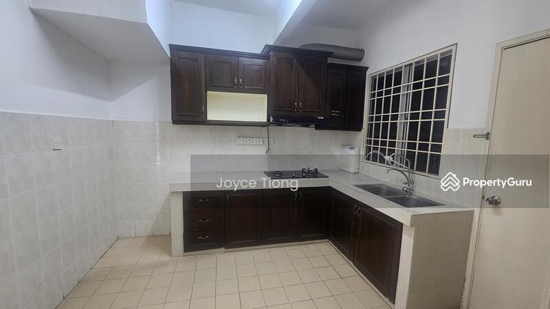 Untuk Dijual - 2 storeys Corner house at Bandar Mahkota Cheras