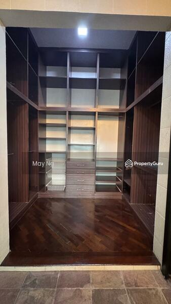 Fitting Room