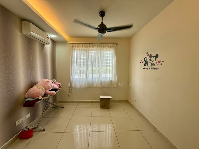 Service Residence for Sale at Maxim Residences - Jacksley Wong - Bedroom - PropertyGuru.com.my