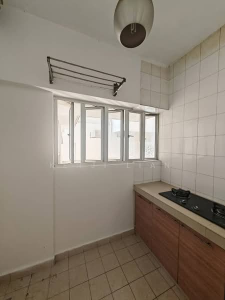 Condominium for Sale at Suria Jelatek - Kenji Lian - Kitchen - PropertyGuru.com.my