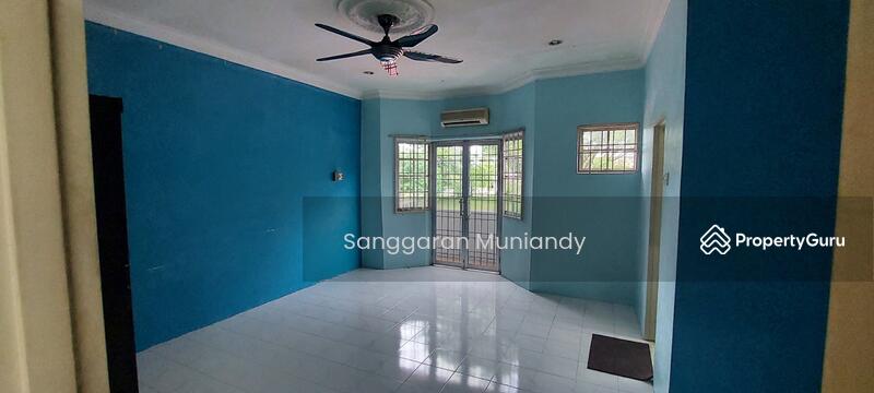 For Rent - Rumah Teres 2 Tingkat untuk Disewa di Lunas