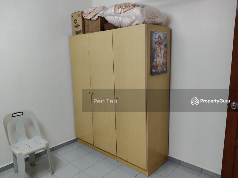 2nd Bedroom