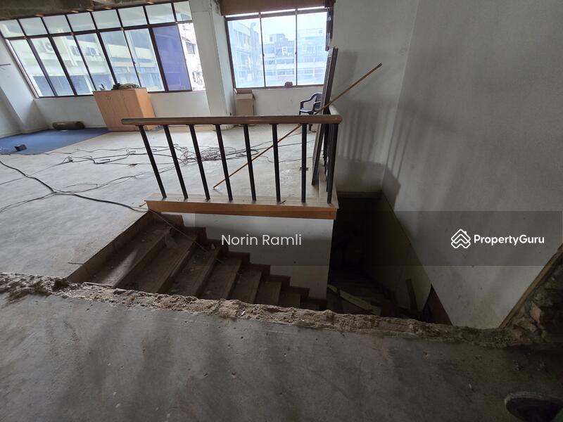 Untuk Disewa - Wisma Dani, Maluri