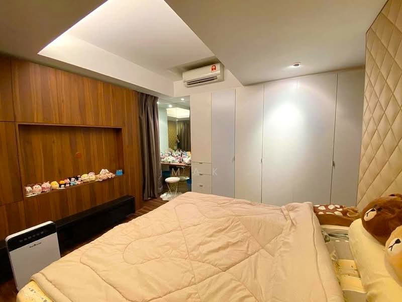 Condominium for Sale at Verve Suites KL South - Mak Oliver - Master Bedroom - PropertyGuru.com.my