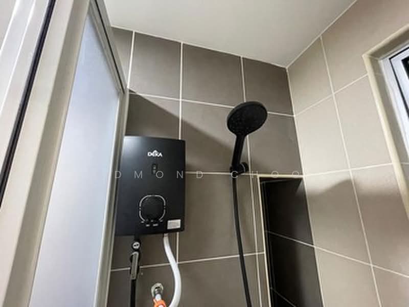 Service Residence for Sale at Serviced Residence @ Razak City Residences (RC Residences) - Edmond Choo - Bathroom - PropertyGuru.com.my