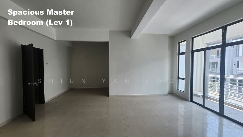 3-storey Terraced House for Sale in Melaka City (Melaka) - Shiun Yan Yoong - Master Bedroom - PropertyGuru.com.my