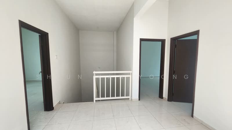 3-storey Terraced House for Sale in Melaka City (Melaka) - Shiun Yan Yoong - Hallway - PropertyGuru.com.my