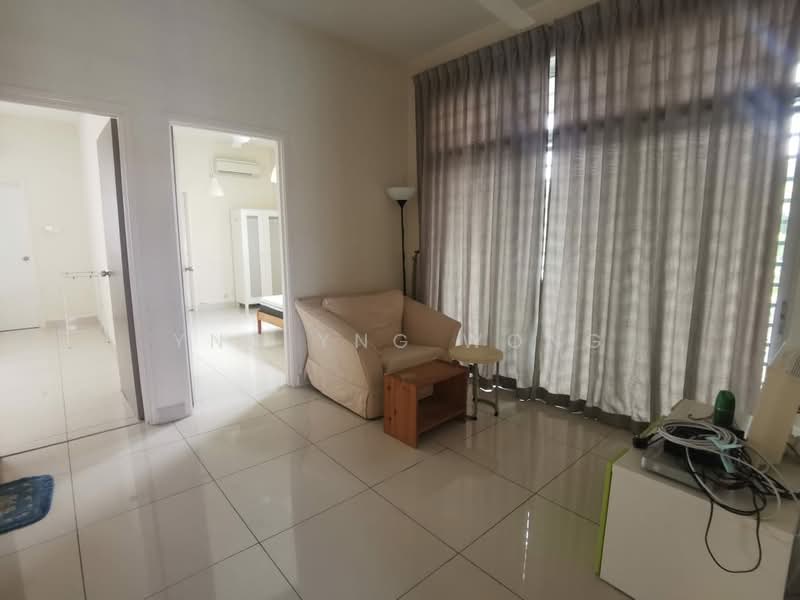 Cluster House for Sale in Taman Gaya (Ulu Tiram) - Ester Wong - Living Room - PropertyGuru.com.my
