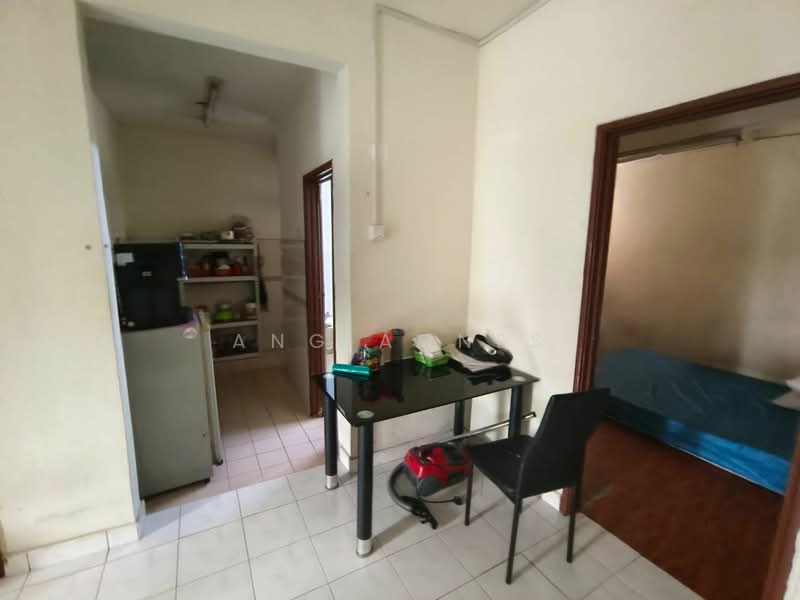 Rumah Teres 1 Tingkat untuk Dijual di Bandar Bukit Puchong (Puchong) - Ang Agnes - Kitchen - PropertyGuru.com.my