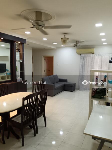 Living & Dining room 