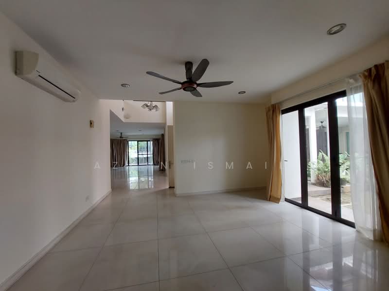 Semi-Detached House for Sale in Cyberjaya (Selangor) - Azlin Ismail - Living Room - PropertyGuru.com.my