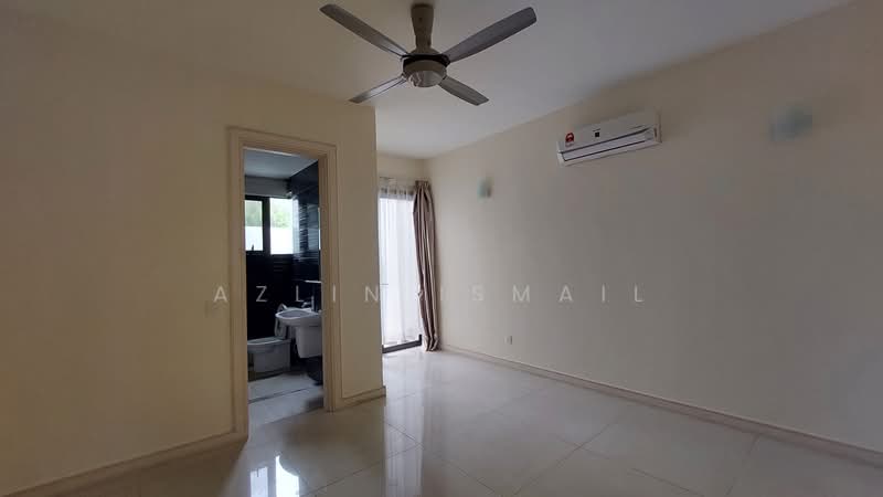 Semi-Detached House for Sale in Cyberjaya (Selangor) - Azlin Ismail - Living Room - PropertyGuru.com.my