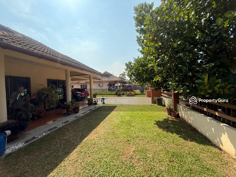 Rumah Banglo untuk Dijual di Bandar Bukit Beruntung (Bukit Beruntung) - Eugene Yap - Garden - PropertyGuru.com.my